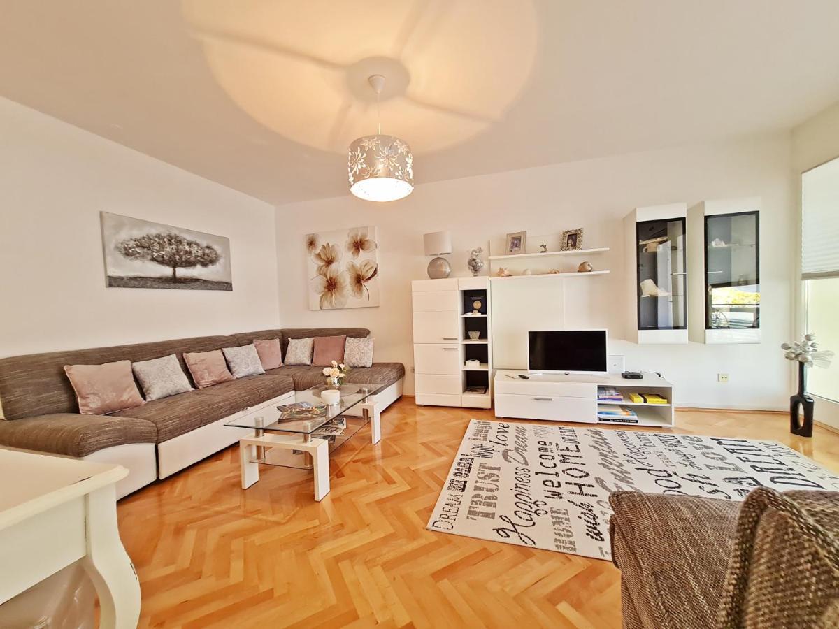 Beach Apartment Ivana Omiš Exteriér fotografie