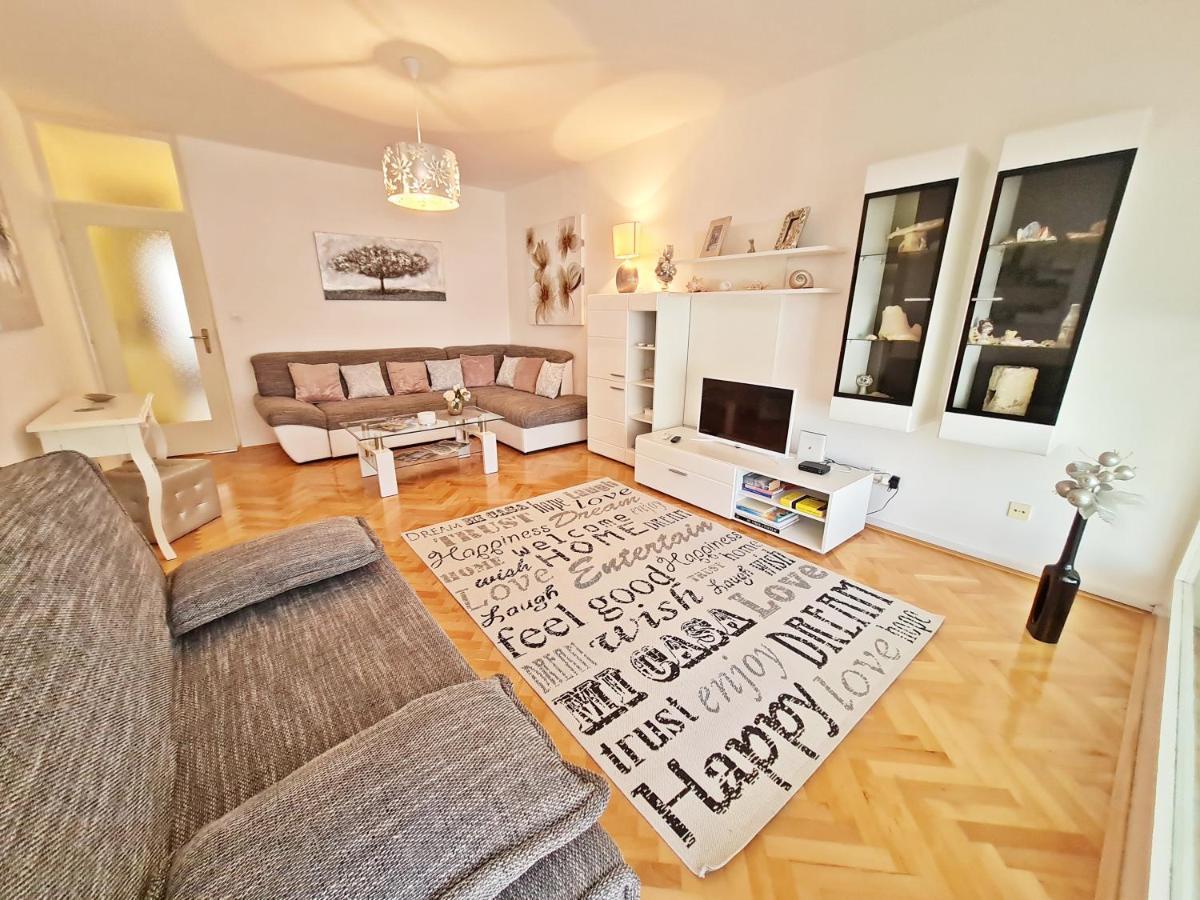 Beach Apartment Ivana Omiš Exteriér fotografie
